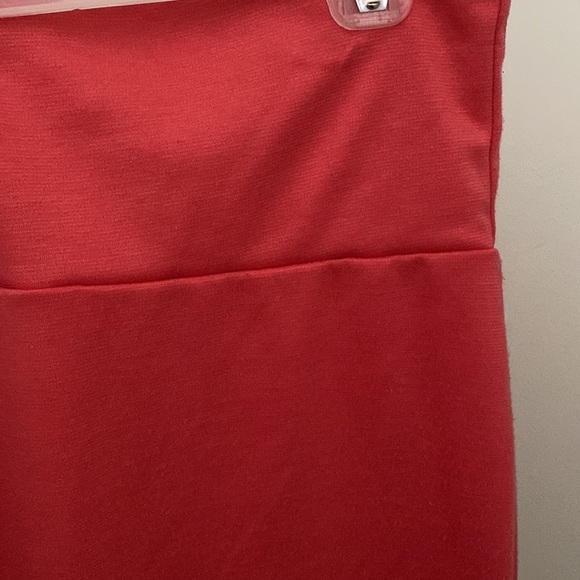 Mid knee pencil skirt - Picture 2 of 2